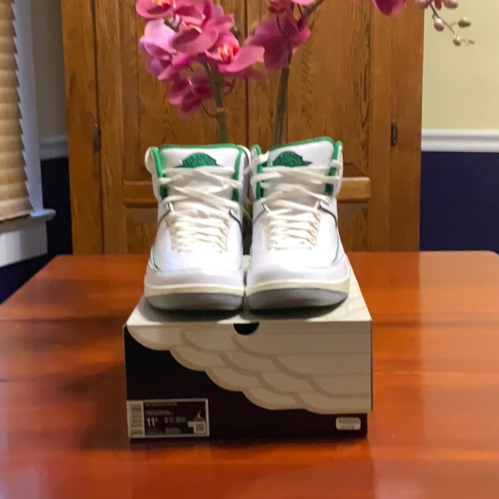 Air Jordan 2 Retro